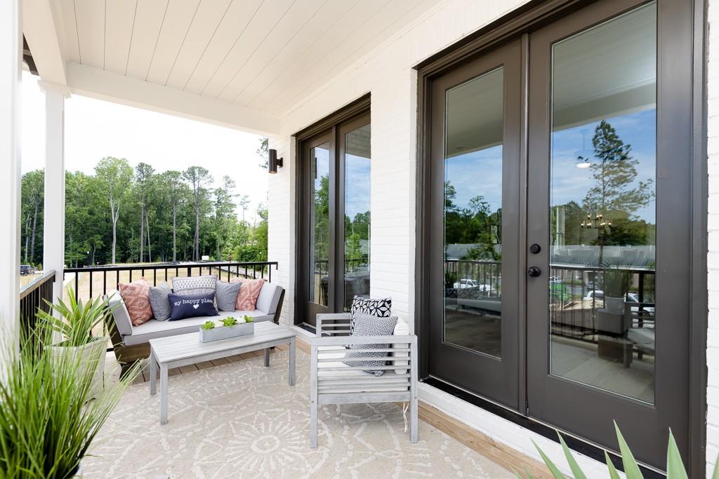 130 Villa Magnolia Lane