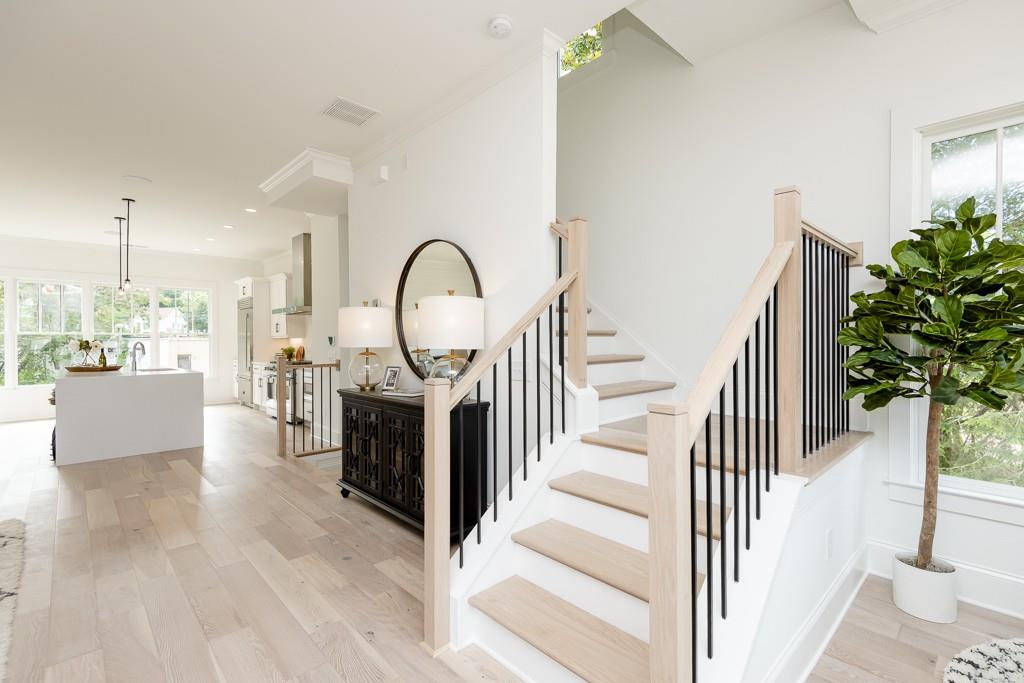 130 Villa Magnolia Lane