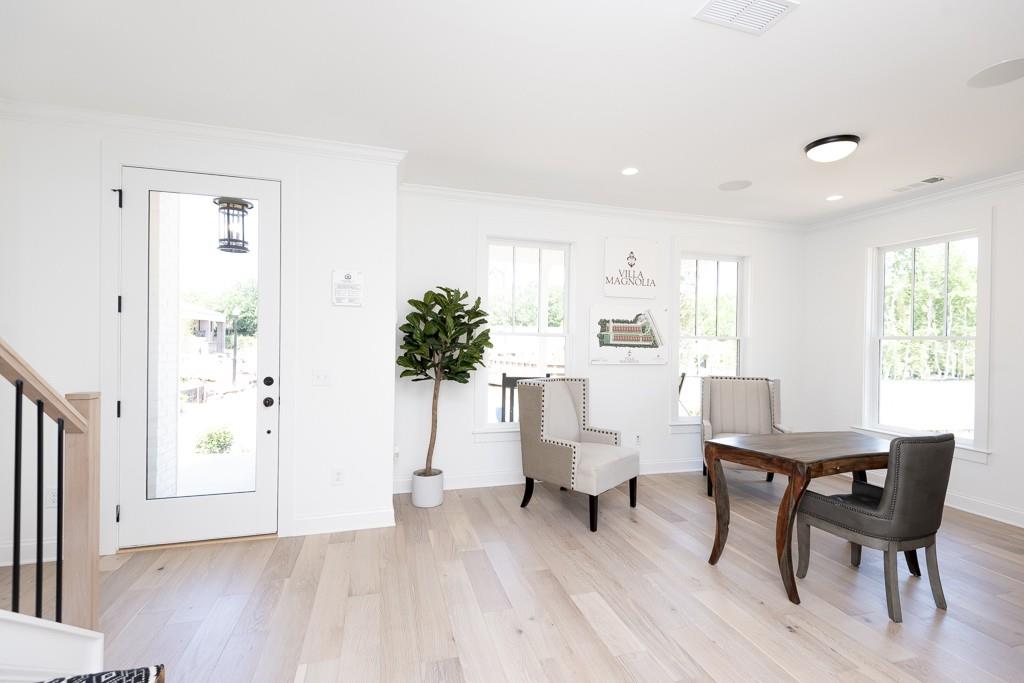 130 Villa Magnolia Lane