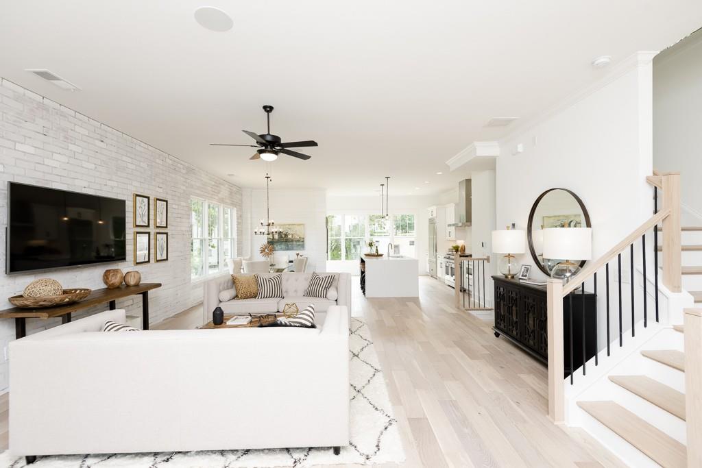 130 Villa Magnolia Lane