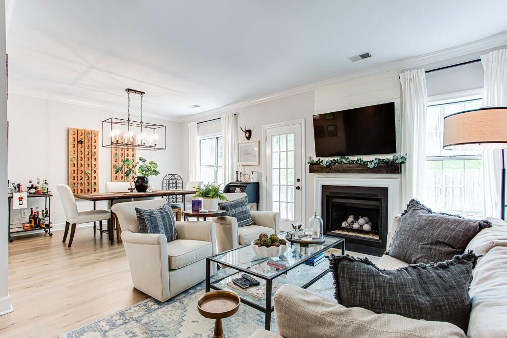 1160 Windsor Parkway Unit: 10