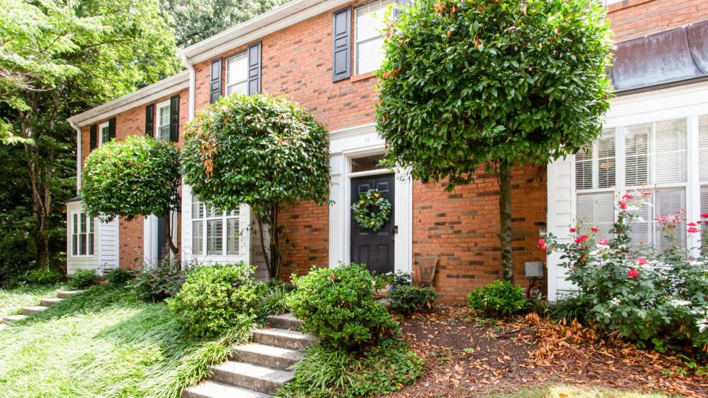 1160 Windsor Parkway Unit: 10