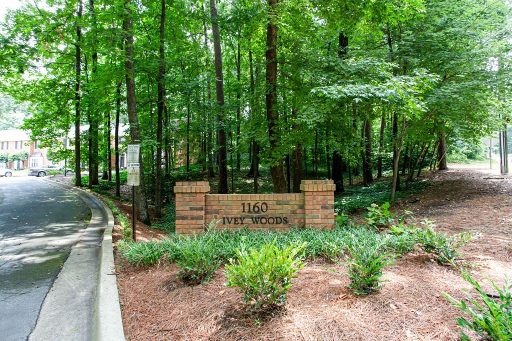 1160 Windsor Parkway Unit: 10