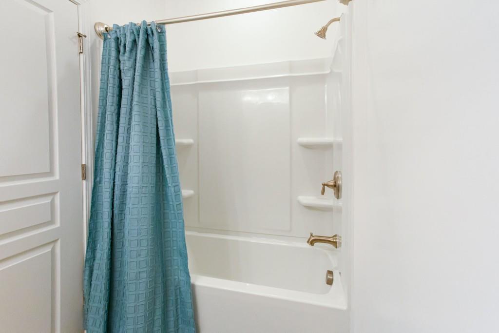 5605 Tisbury Court