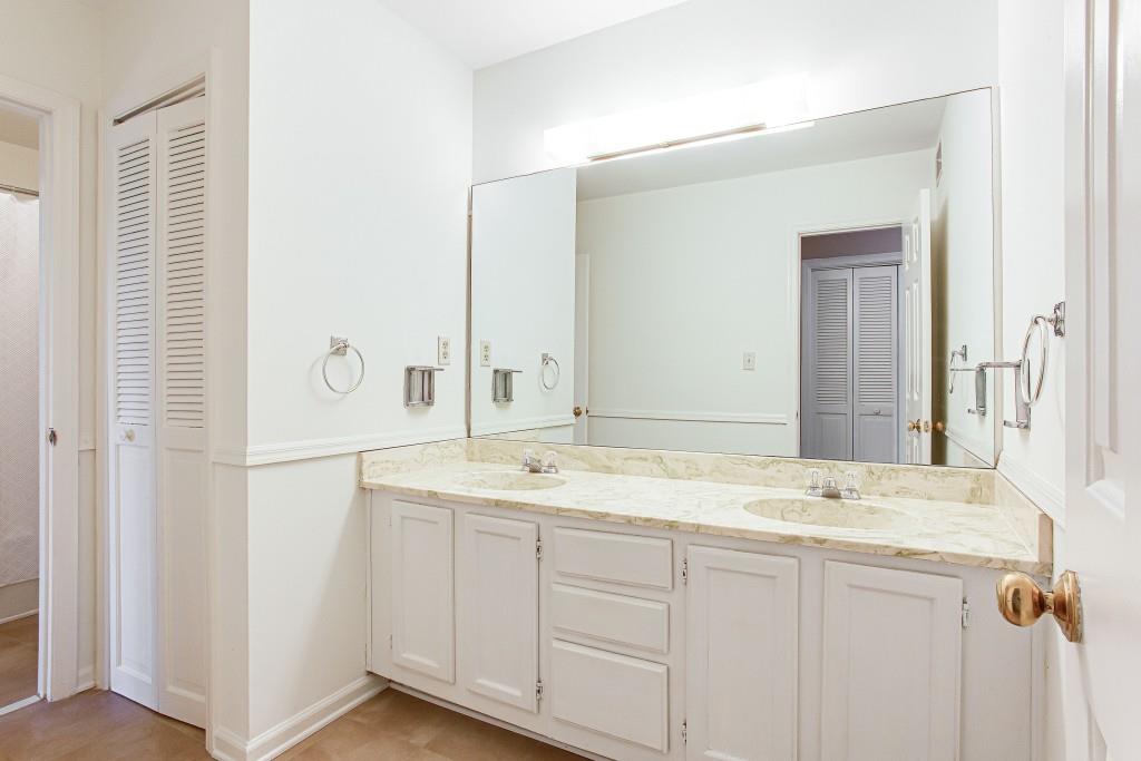 6500 Gaines Ferry Road Unit: 8A
