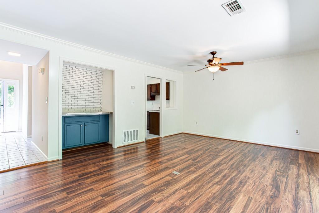 6500 Gaines Ferry Road Unit: 8A