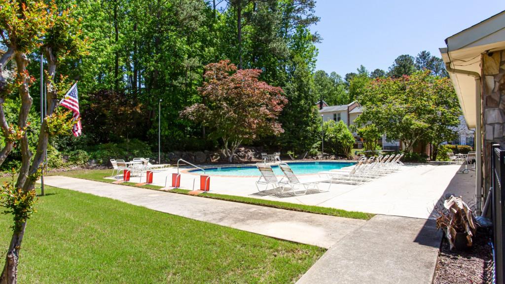 6500 Gaines Ferry Road Unit: 8A