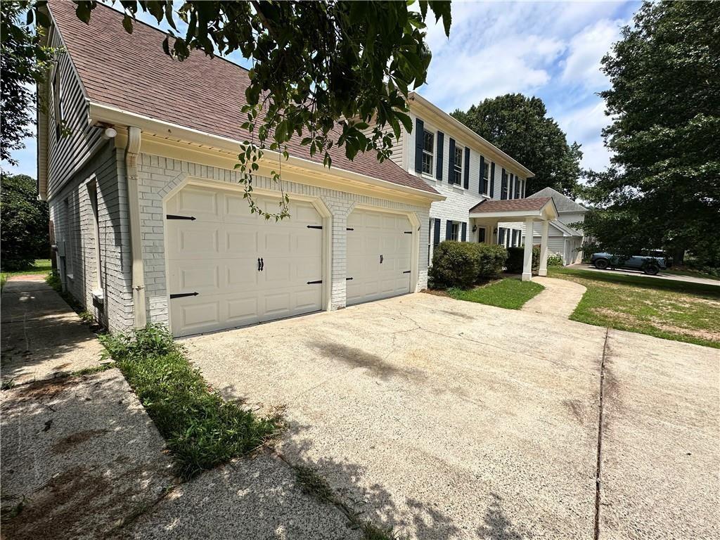 2321 Chestnut Springs Trail