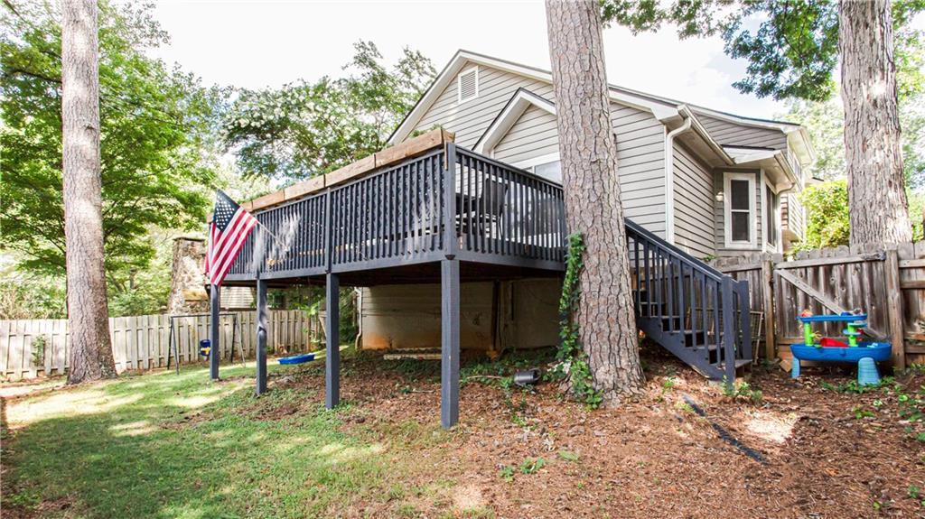 1114 Capital Club Circle NE