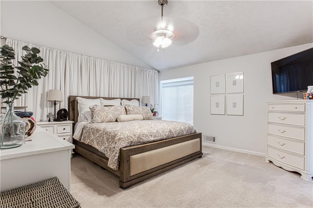 1114 Capital Club Circle NE