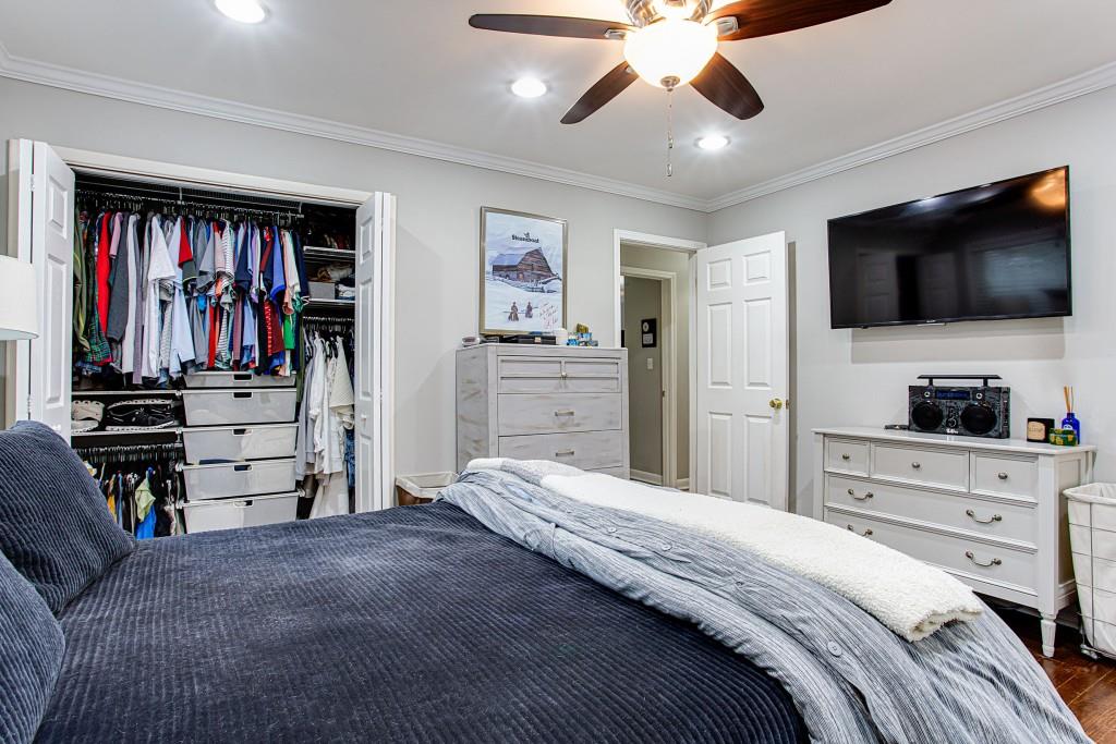 1747 Wayland Circle