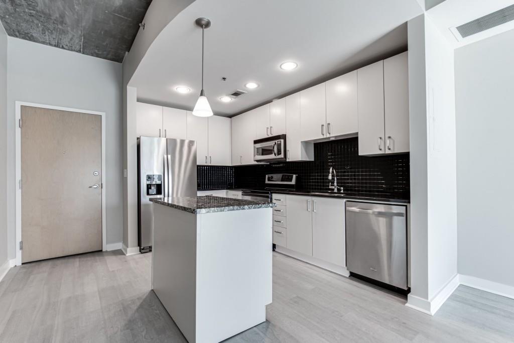 250 Pharr Road Unit 216