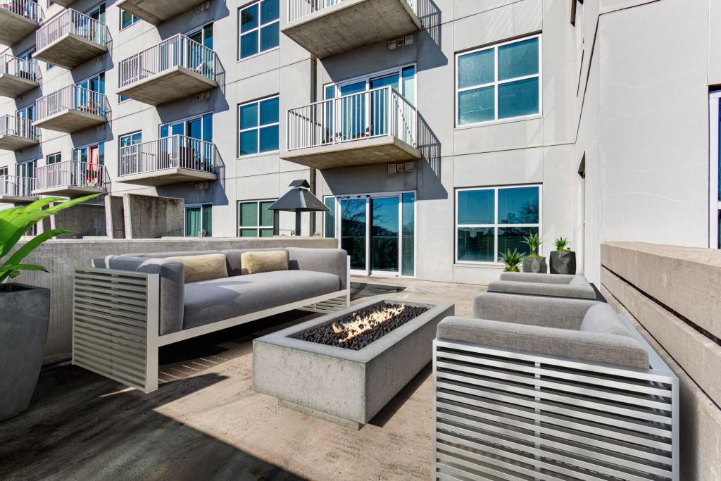 250 Pharr Road Unit 216