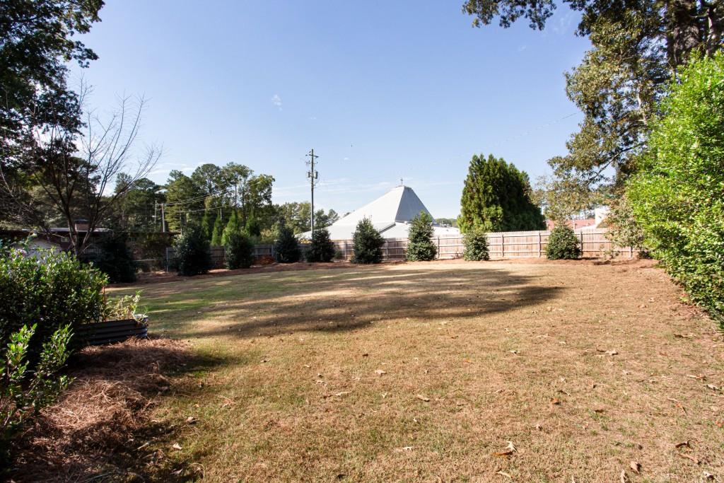 9 Pioneer Trail