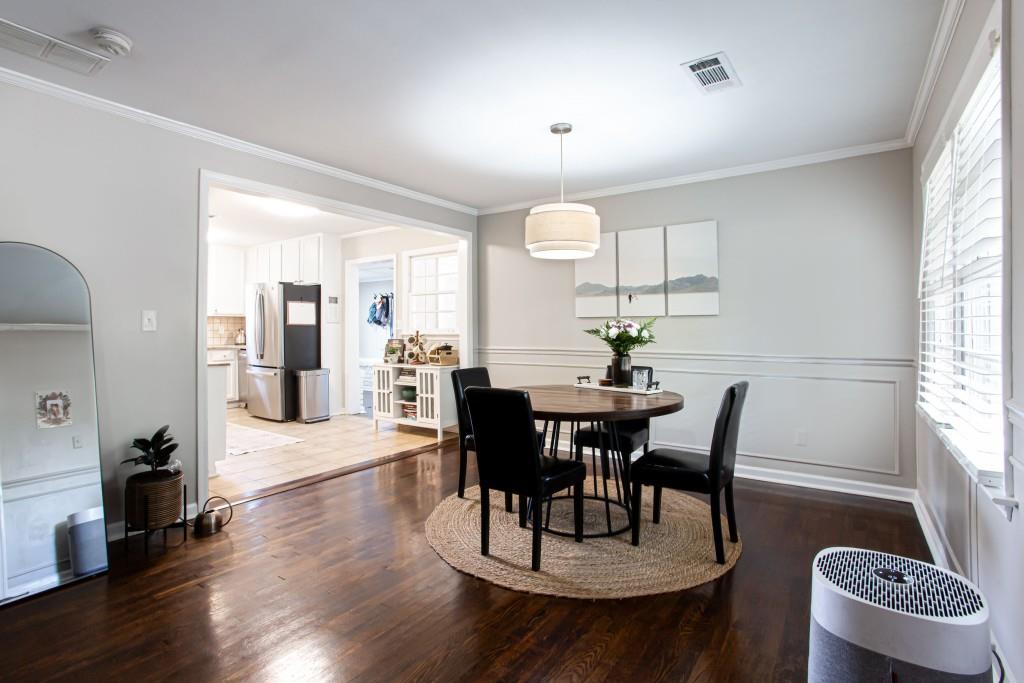 9 Pioneer Trail