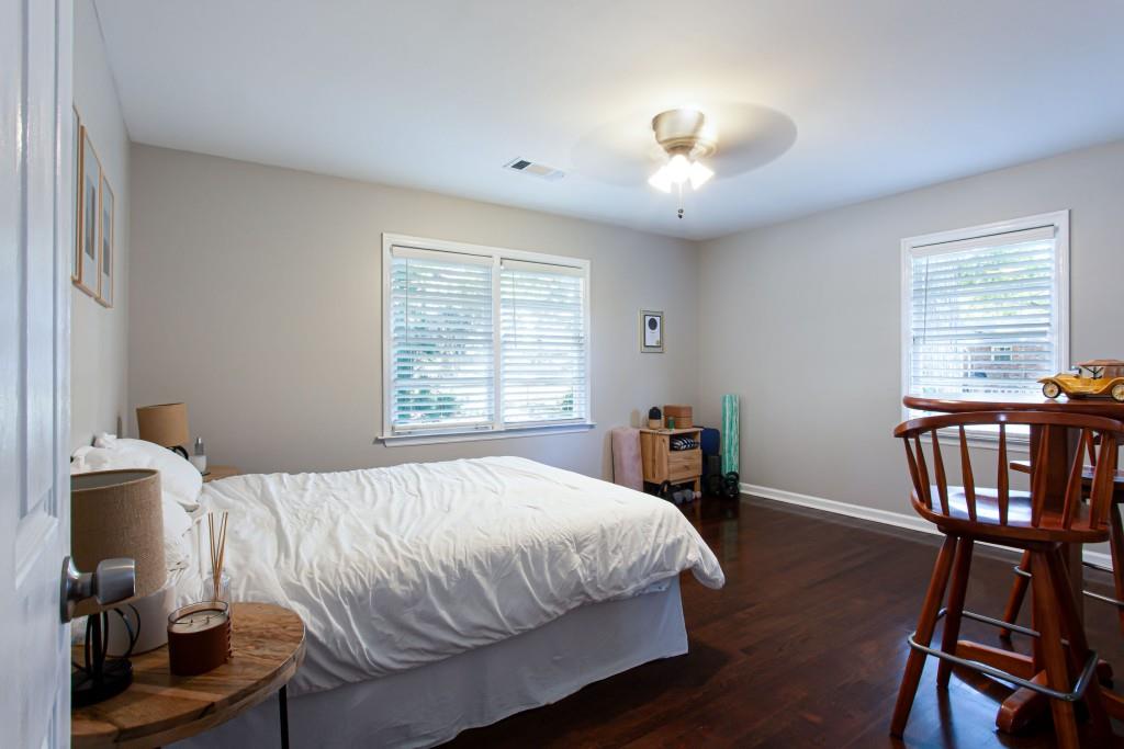 9 Pioneer Trail