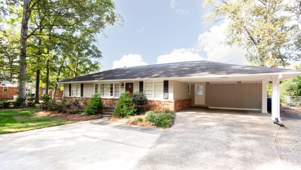 9 Pioneer Trail