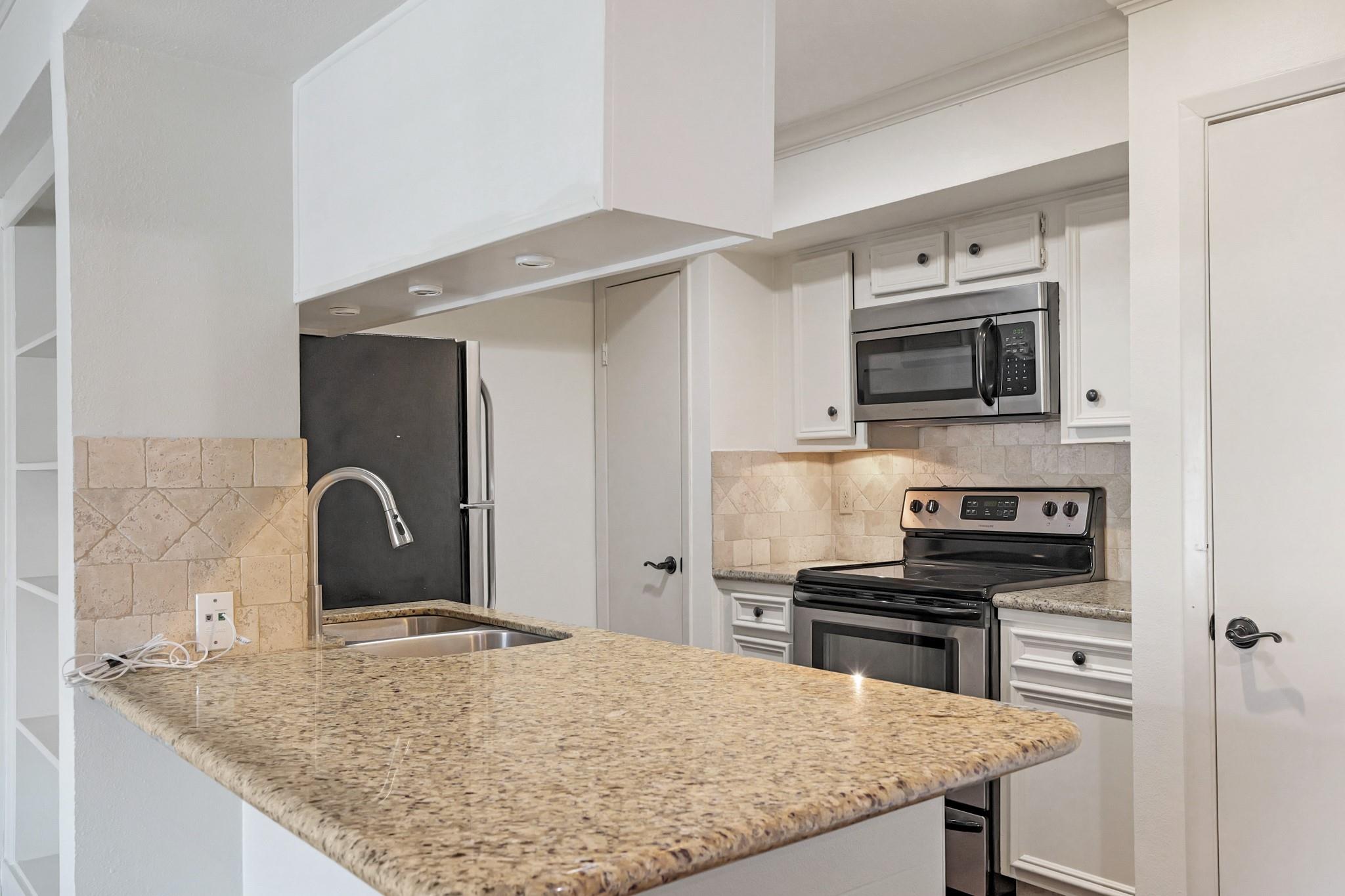 2800 Jeanetta Street # 1402