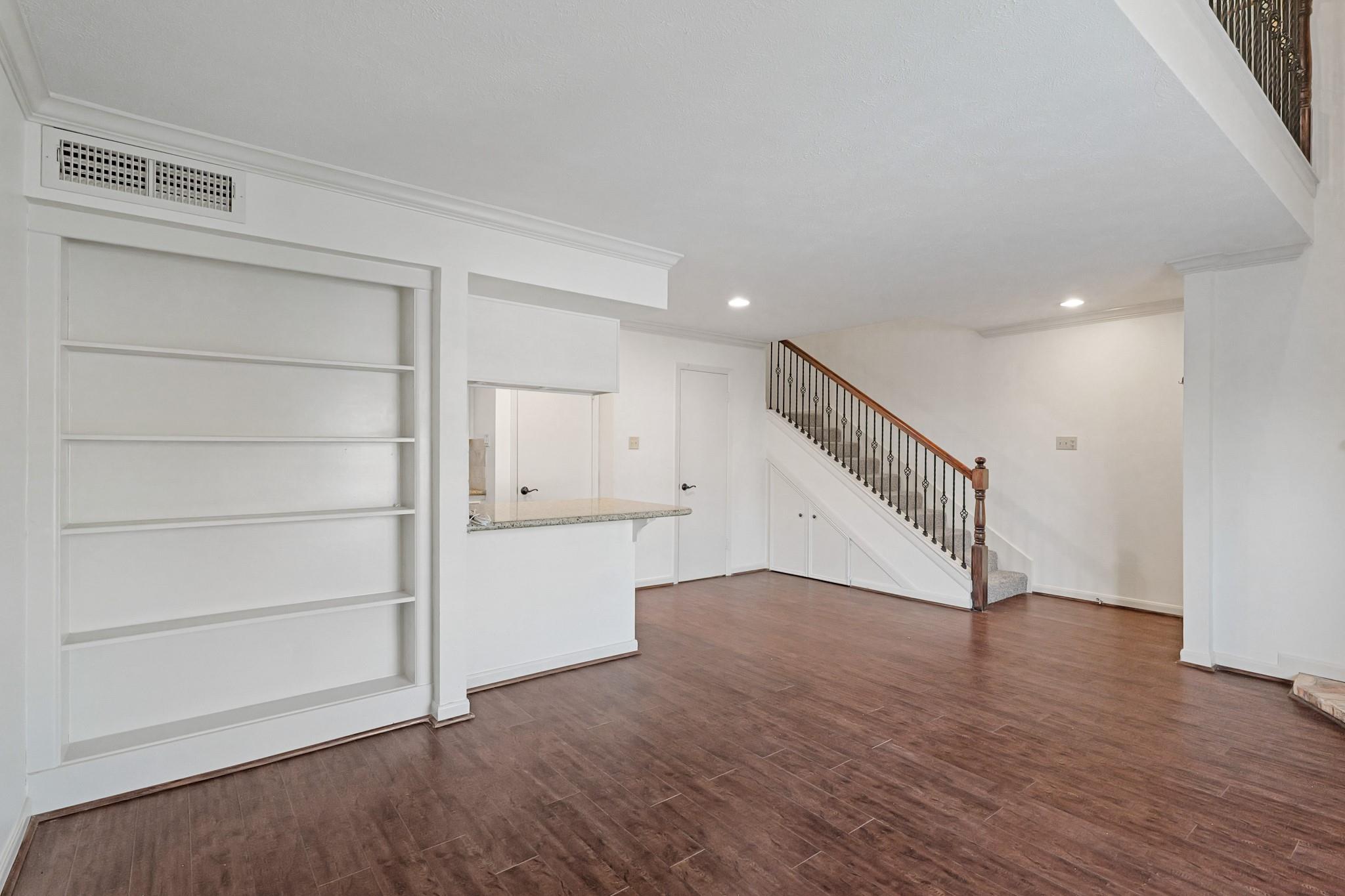 2800 Jeanetta Street # 1402