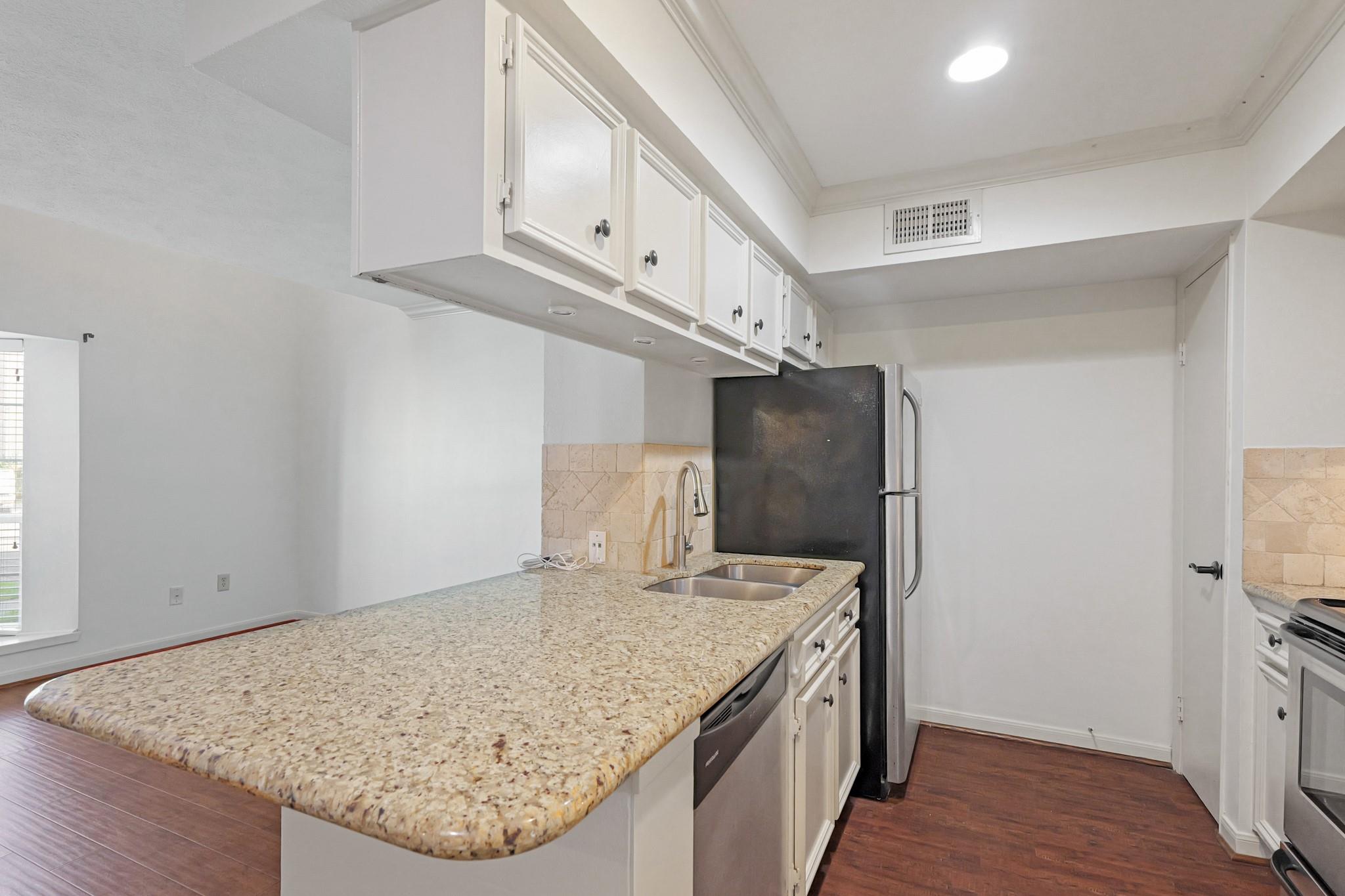 2800 Jeanetta Street # 1402