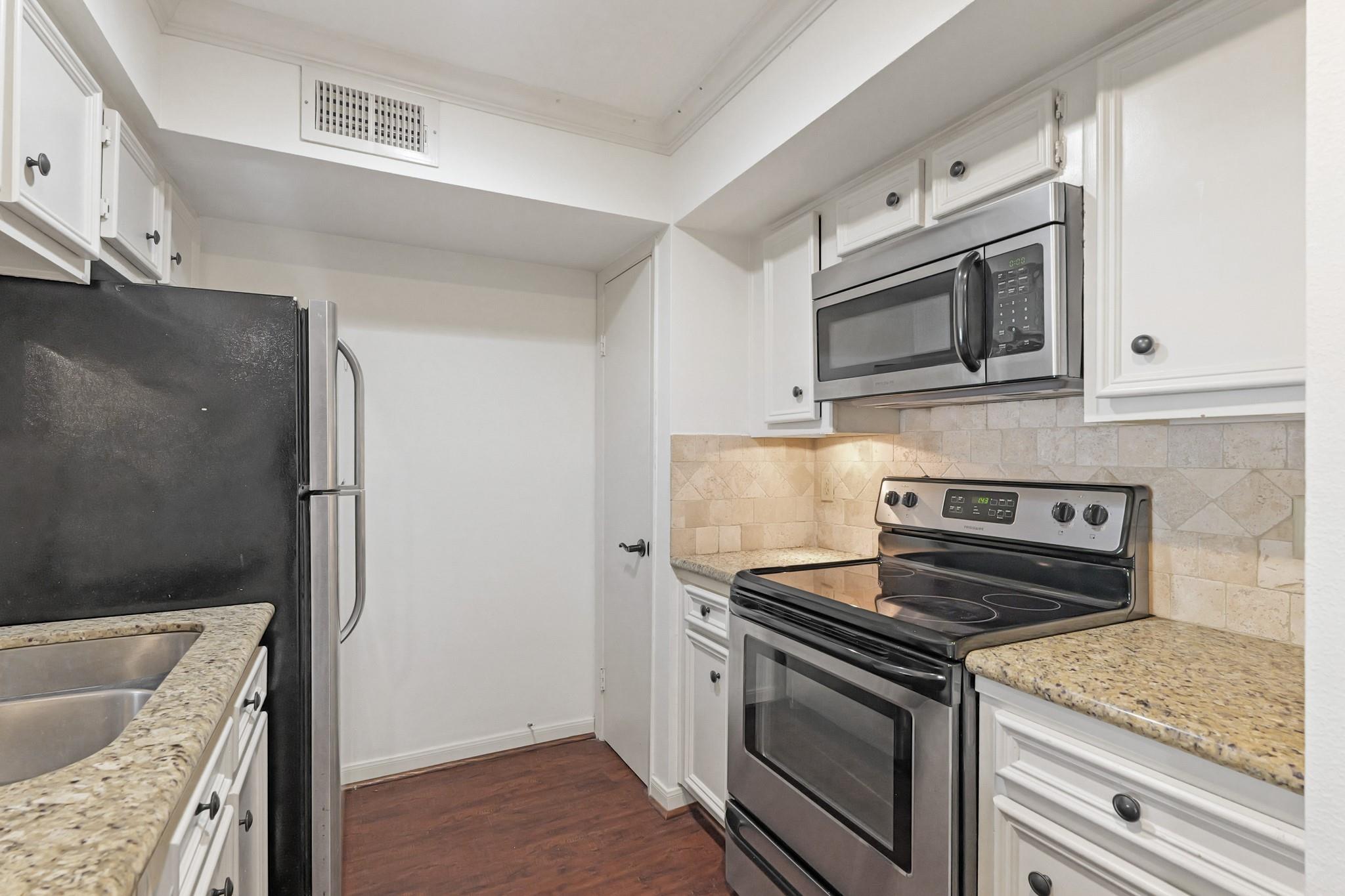 2800 Jeanetta Street # 1402