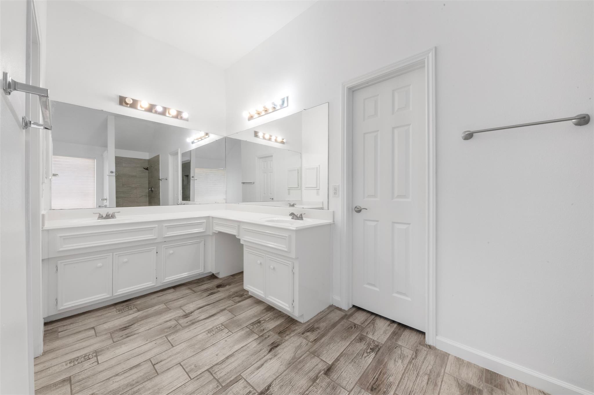18418 Sailfish Cove Drive