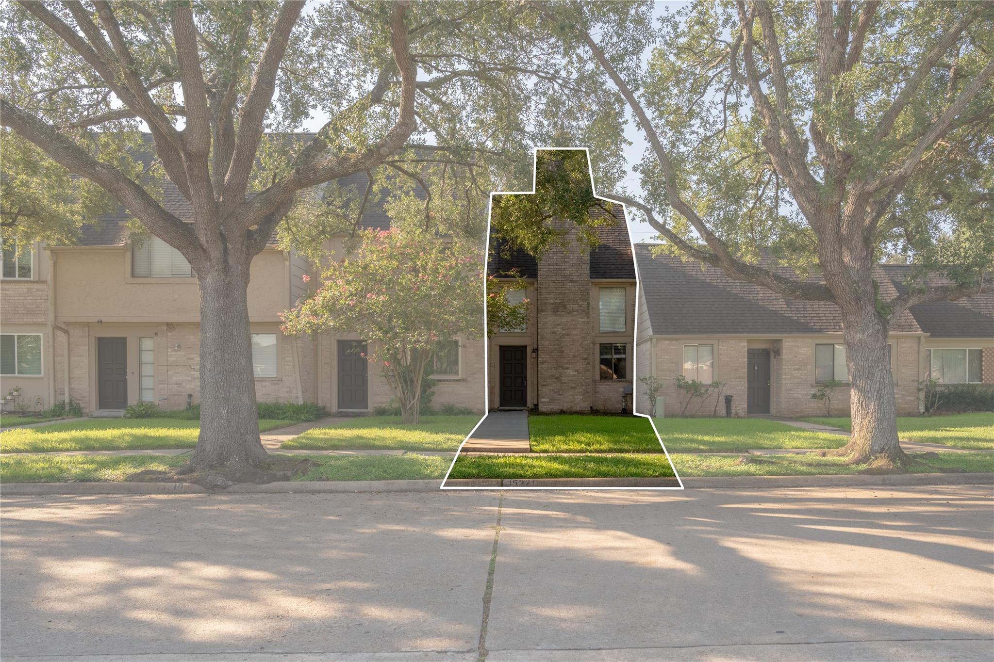 15321 Kingfield Drive # 803