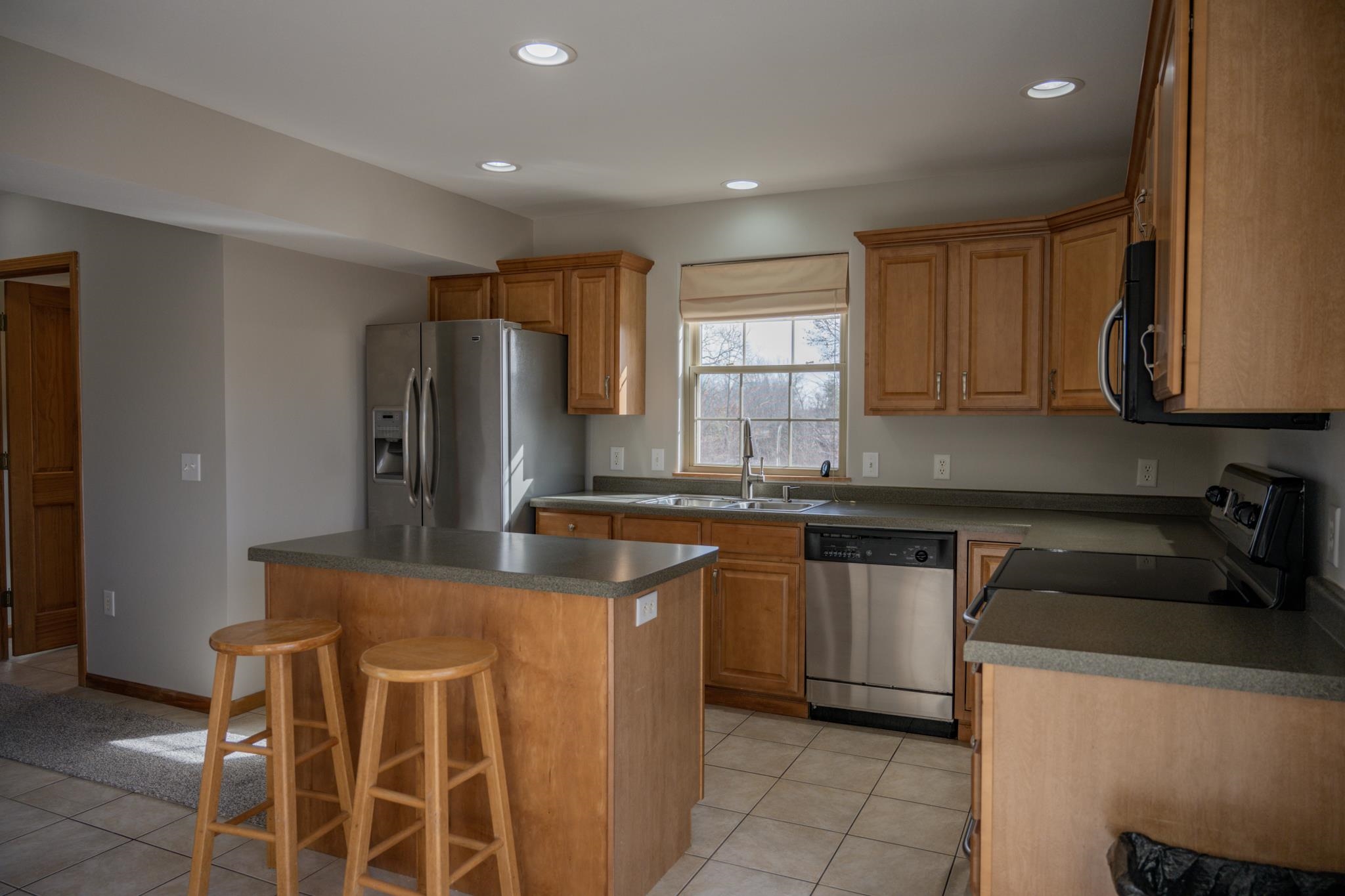 710 Valley View Court