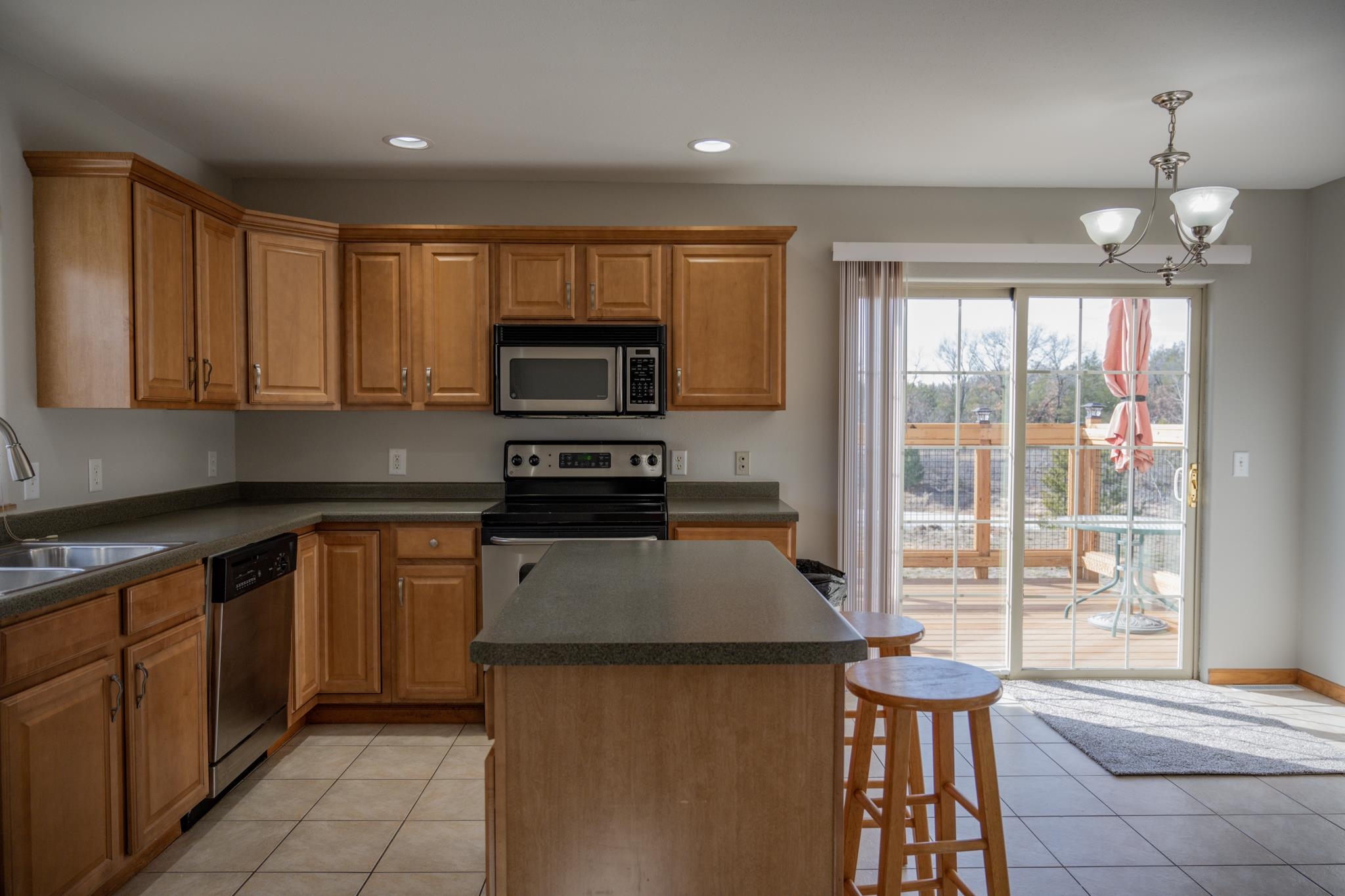 710 Valley View Court