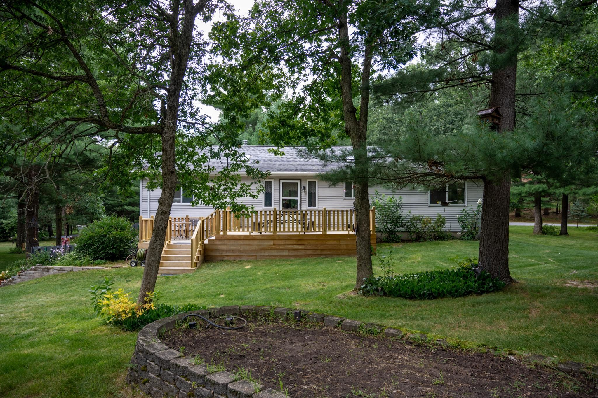 N6893 Sandstone Drive