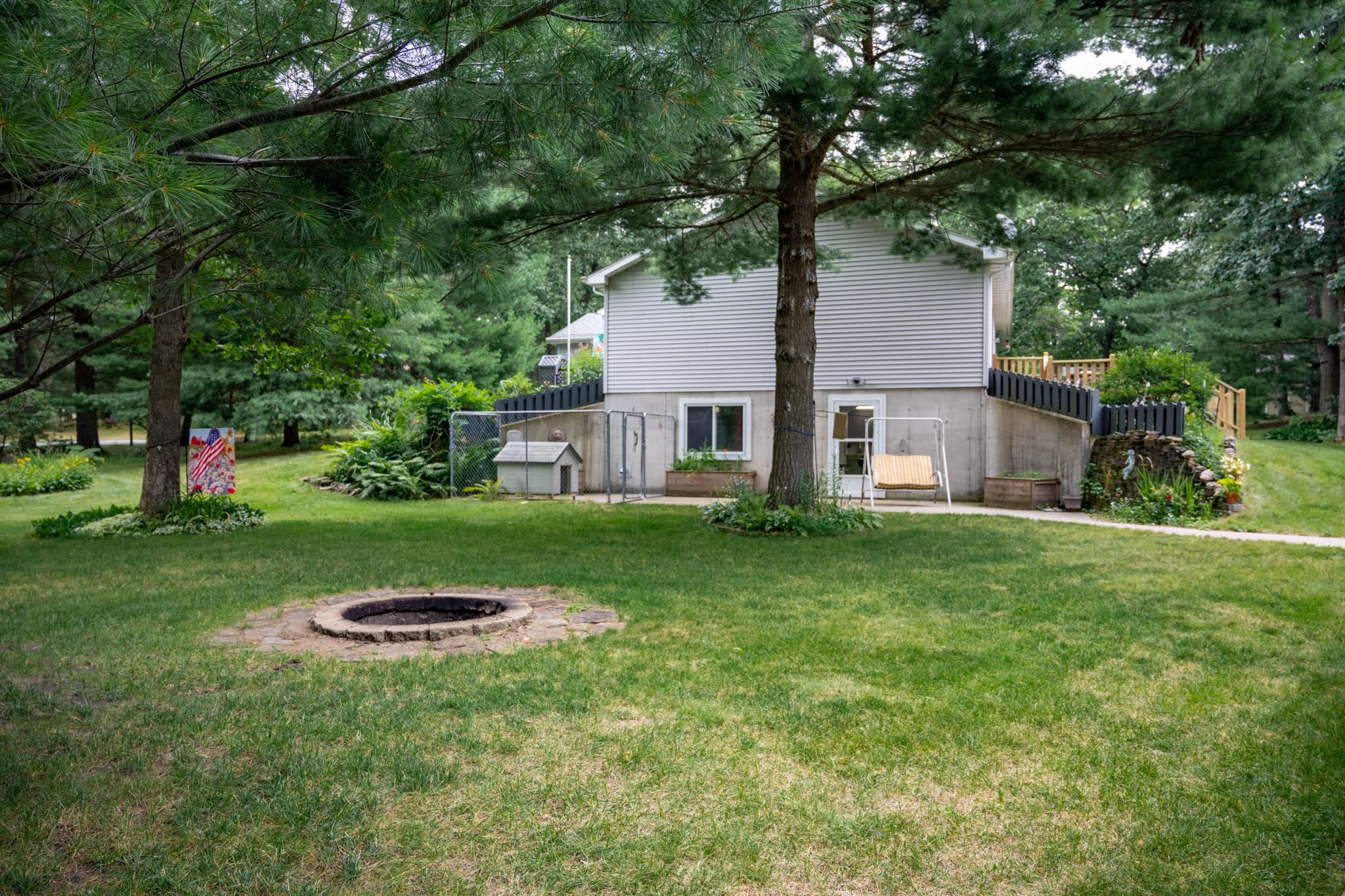 N6893 Sandstone Drive