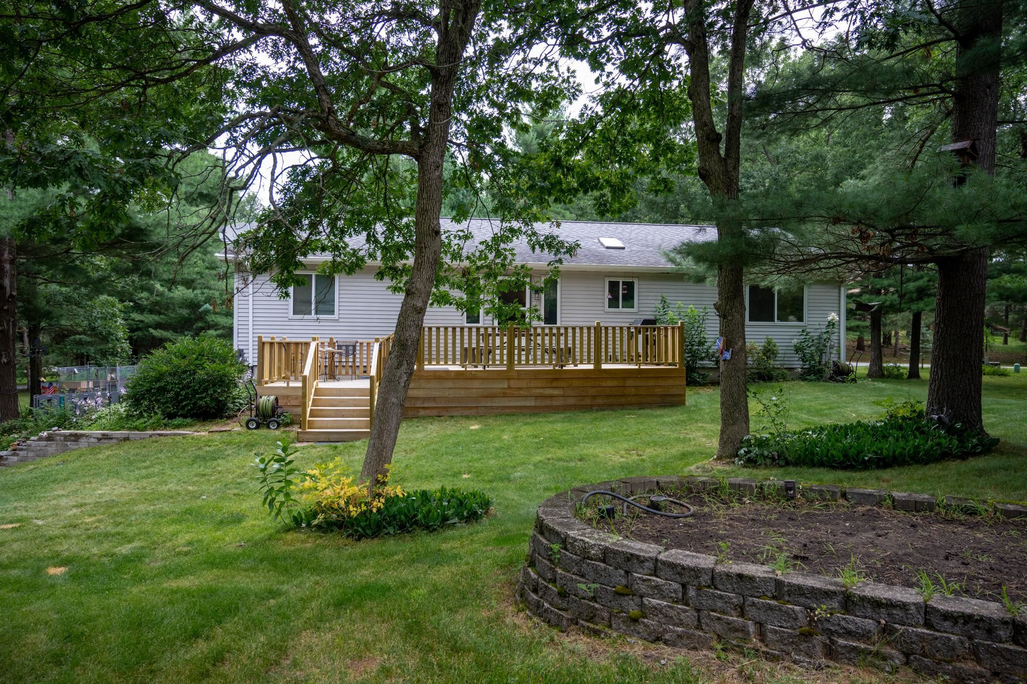 N6893 Sandstone Drive