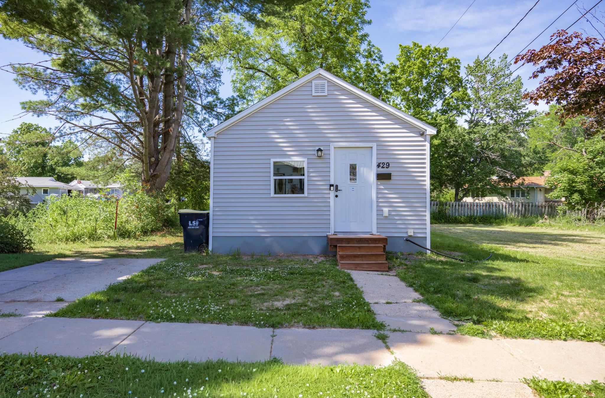 429 West Avenue