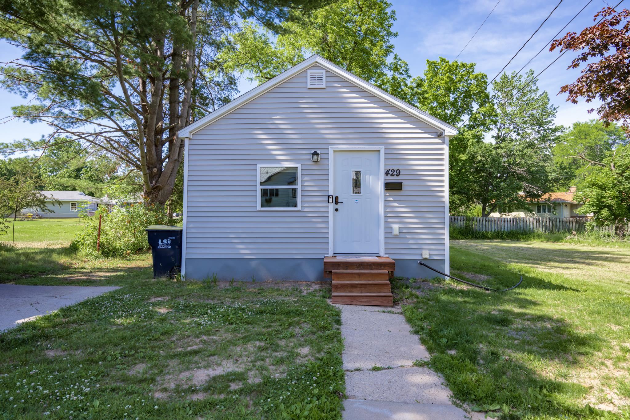 429 West Avenue