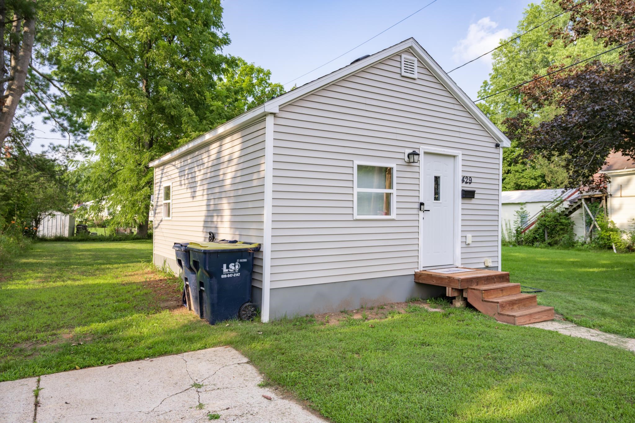 429 West Avenue