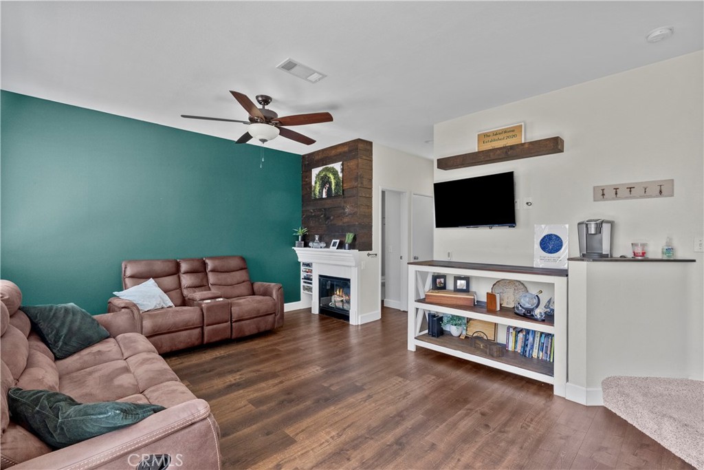 27924 Crown Court Circle 115