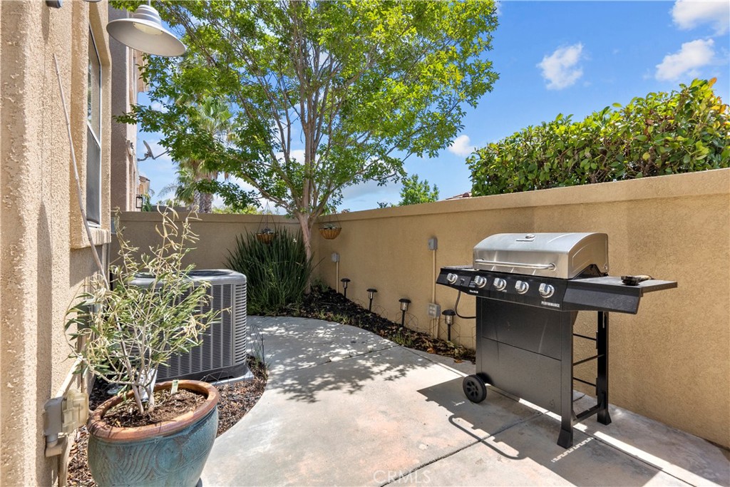 27924 Crown Court Circle 115