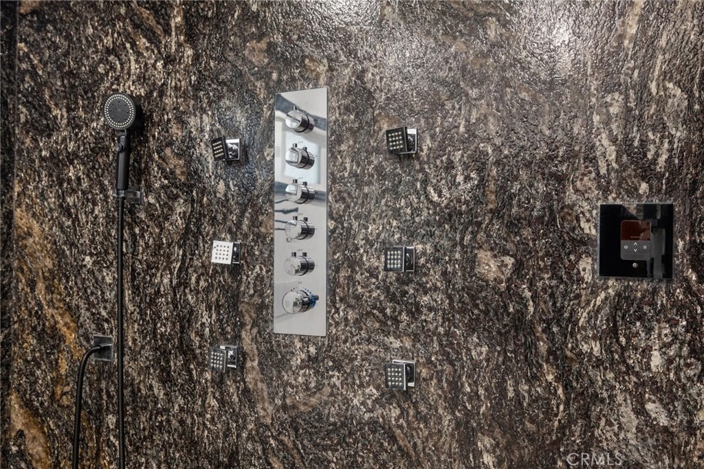 12293 Woodley Avenue