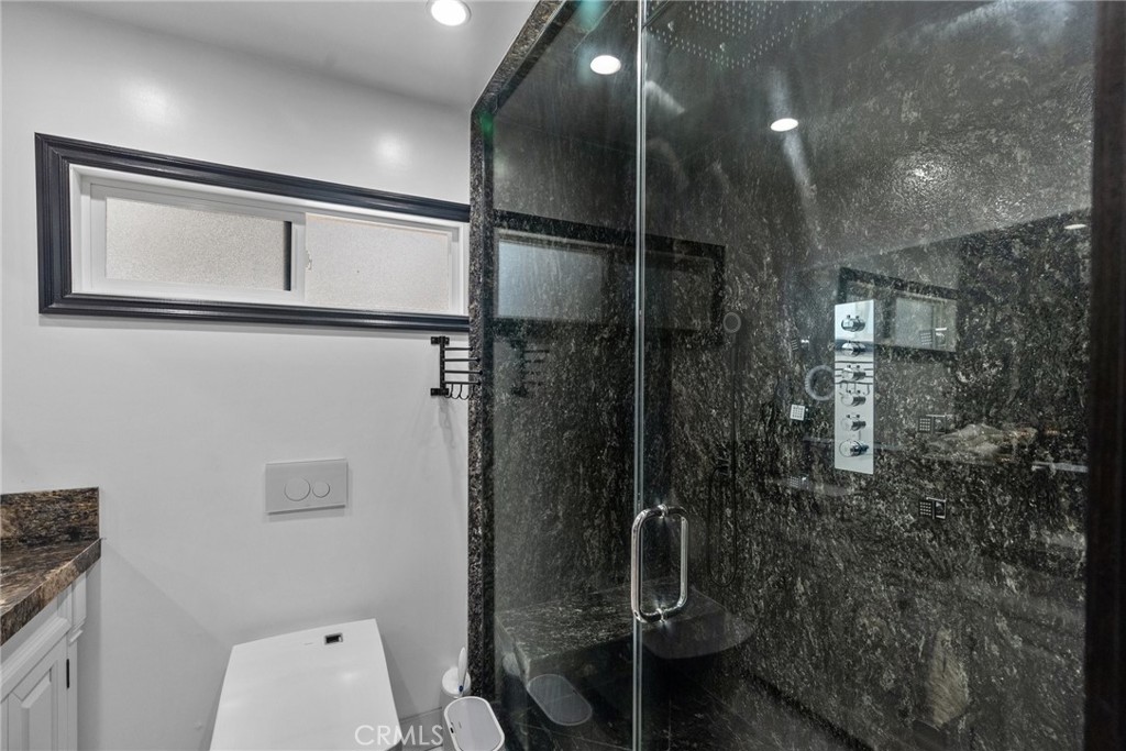 12293 Woodley Avenue