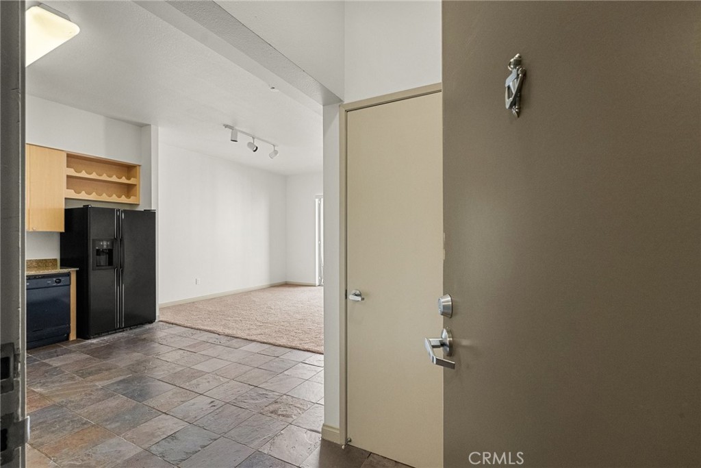 488 E Ocean Boulevard 1111