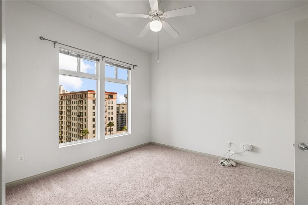 488 E Ocean Boulevard 1111