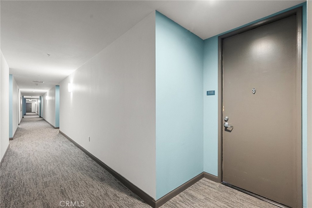 488 E Ocean Boulevard 1111