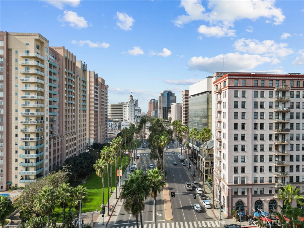 488 E Ocean Boulevard 1111