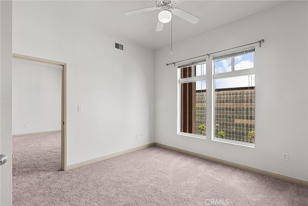 488 E Ocean Boulevard 1111