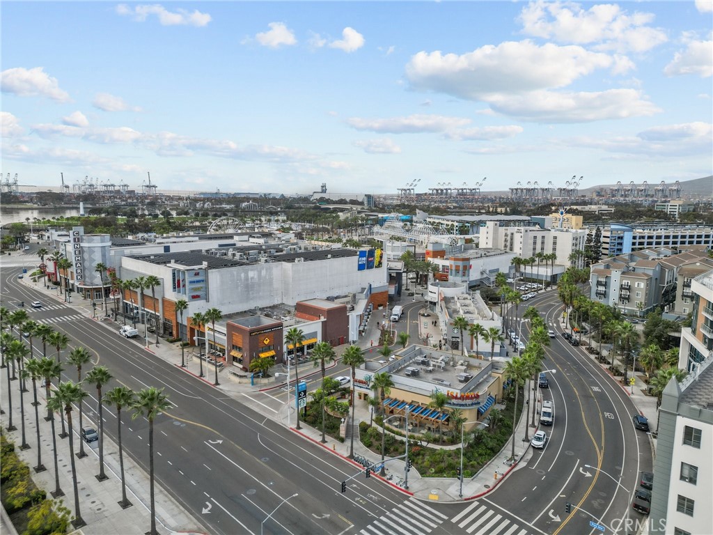 488 E Ocean Boulevard 1111