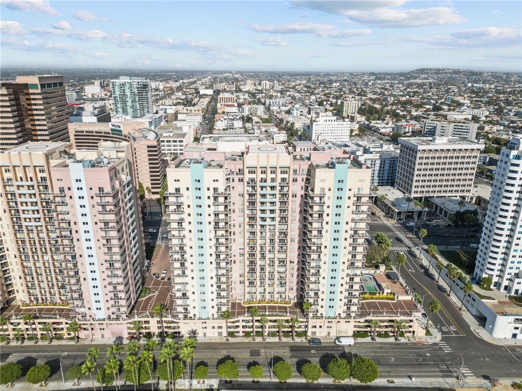 488 E Ocean Boulevard 1111