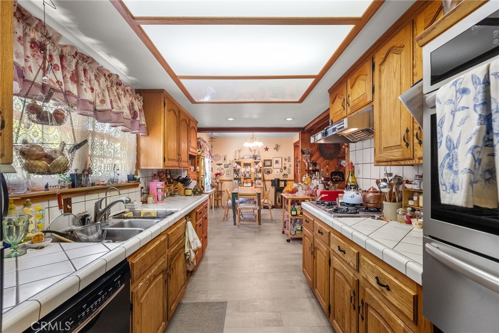 13389 Herrick Avenue