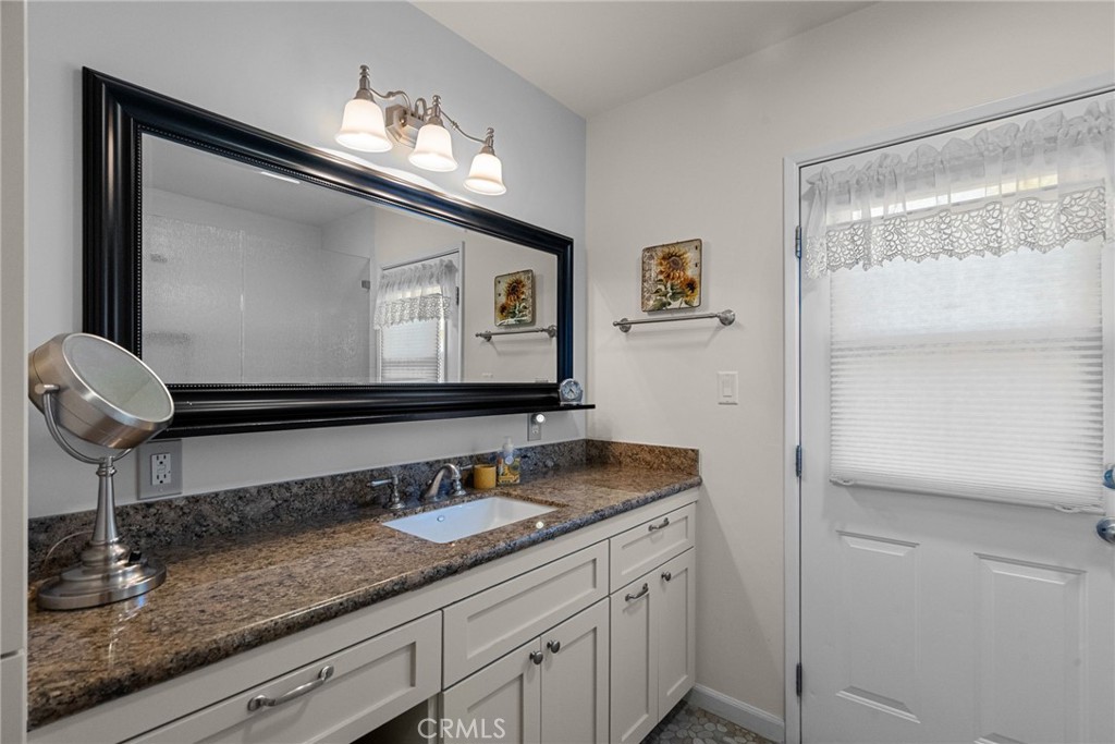 10827 Yarmouth Avenue