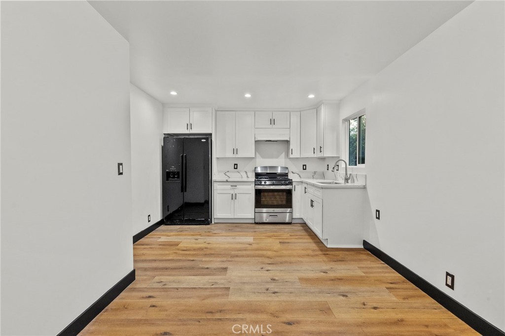 12867 1/2 Norris Avenue