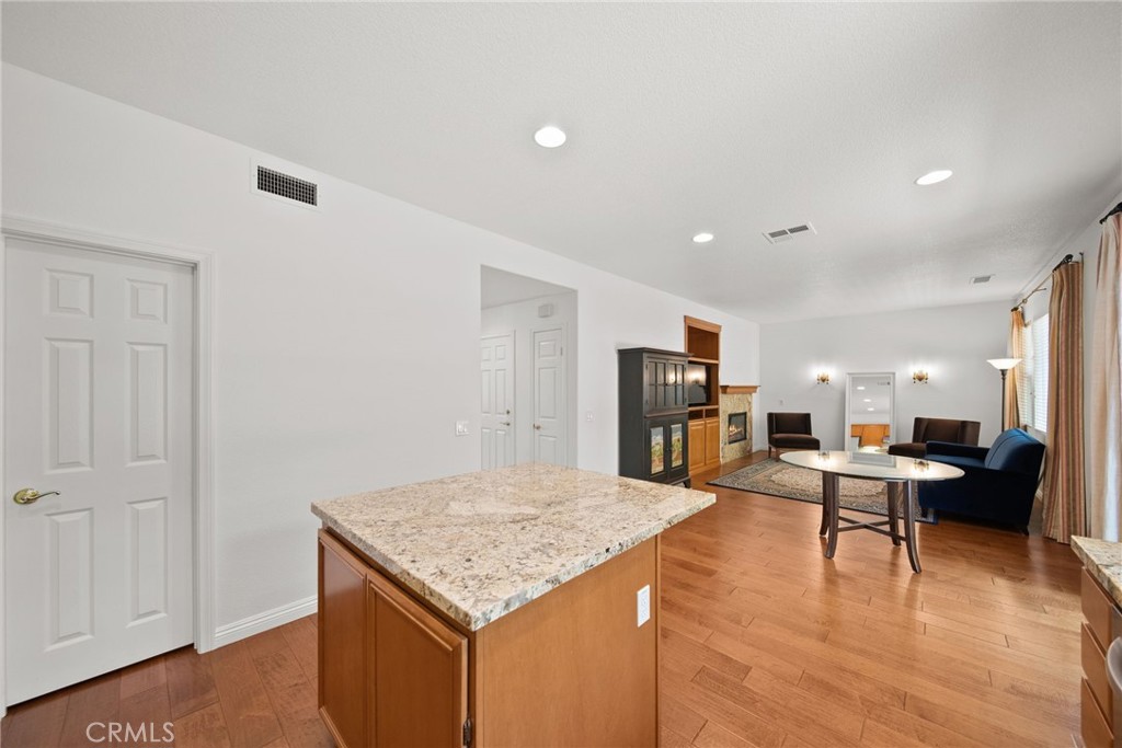 24245 Silhouette